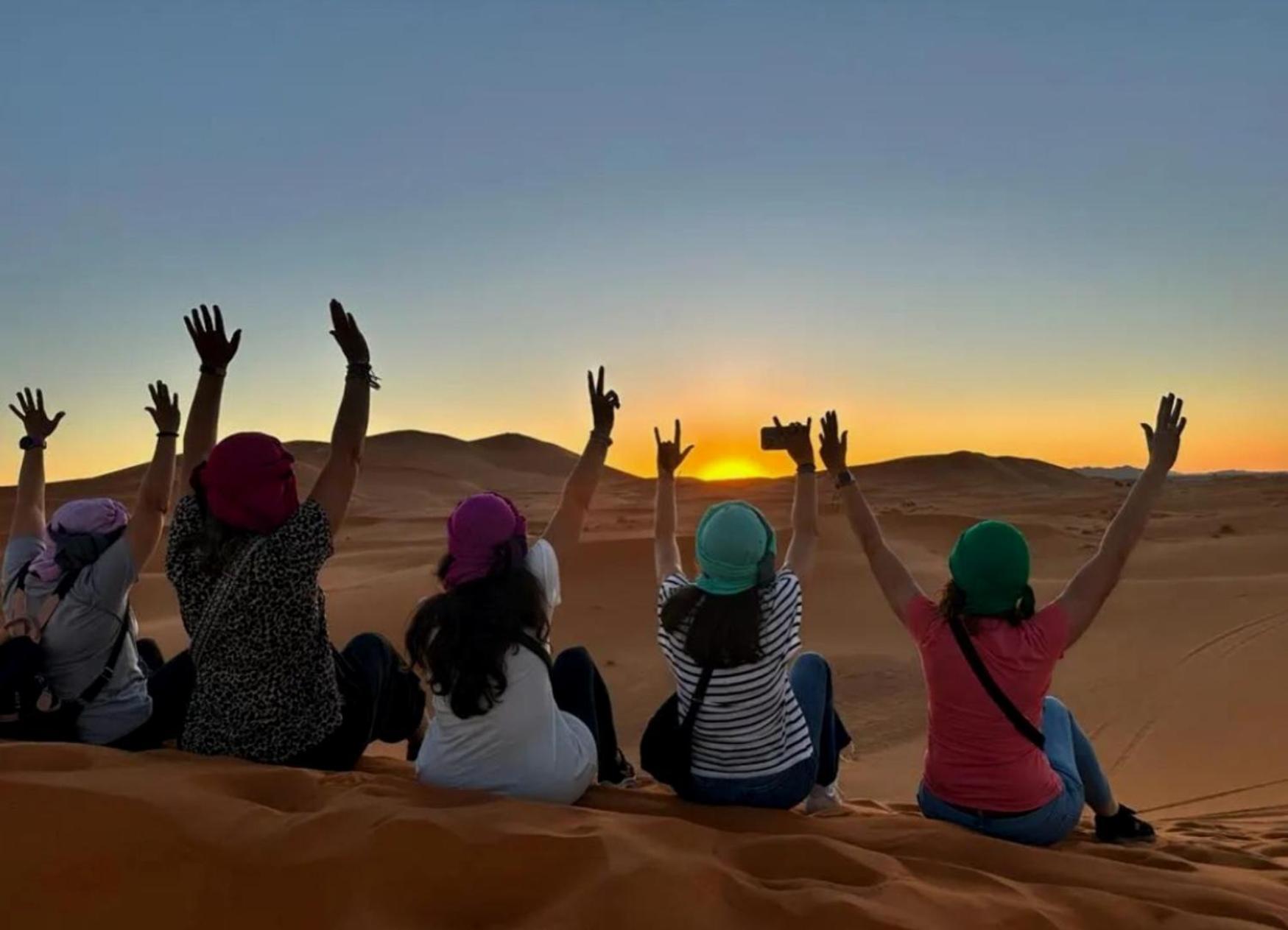 Luxury Bedouin Camp Bed & Breakfast Merzouga Luaran gambar